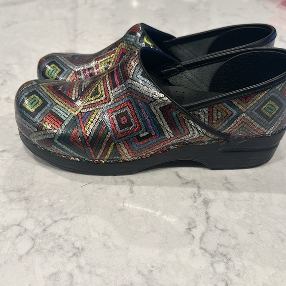 Multicolor dansko worn twice! - Picture 2 of 7